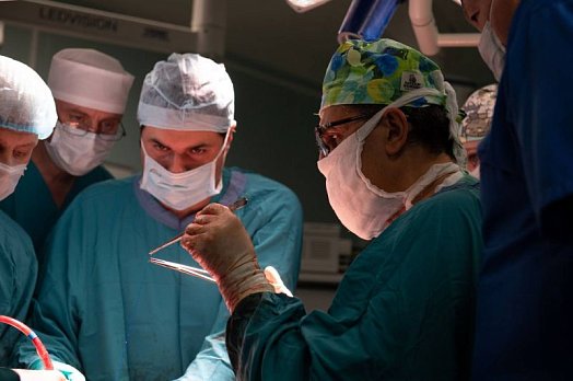 25 ноября, в день рождения великого русского хирурга Николая Ивановича Пирогова, в России отмечают День хирурга!