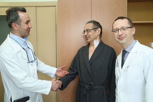«Пора впрягаться!» Академик Муминов возвращается к большой научной работе. Продолжение истории о нашем пациенте с неоперабельным раком 4 стадии.