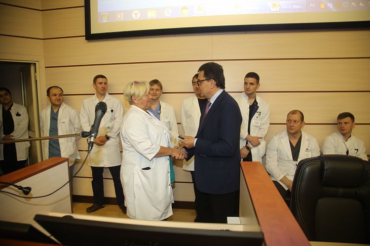 Сотрудники "НМИЦ онкологии им. Н. Н. Блохина" получили награды Министерства здравоохранения