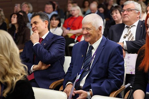 Милосердие, участие и слово: коммуникация как инструмент медицины
