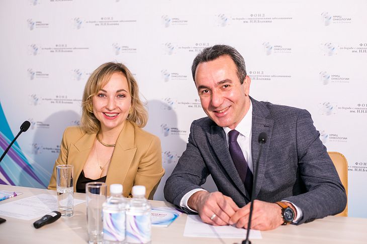 Форум «Инновационная онкология»: будущее уже здесь, как сделать его доступным? Как внедрить лучшее из мировой практики в российскую противораковую программу 
