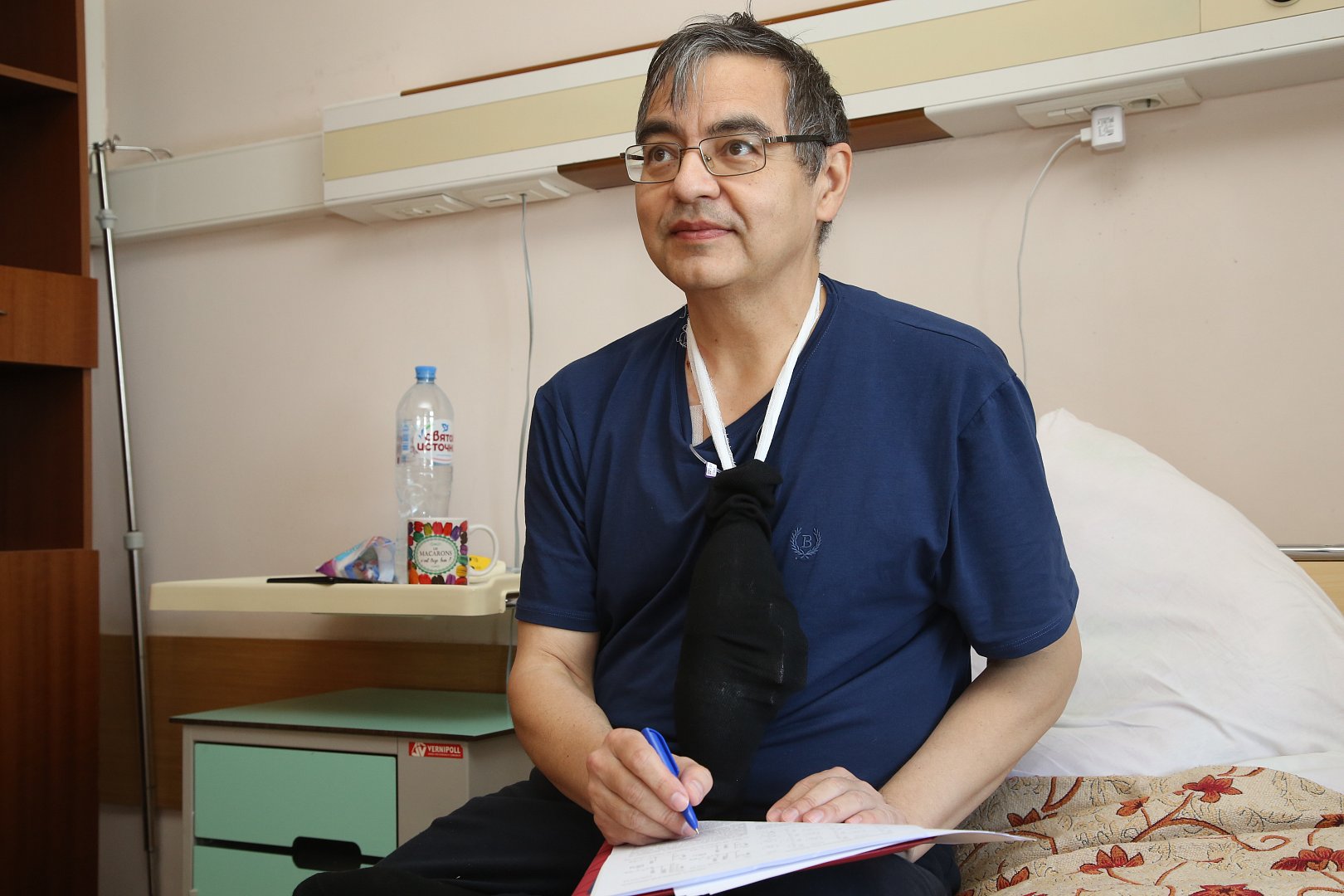 Омбыдан жезөкше тауып бер