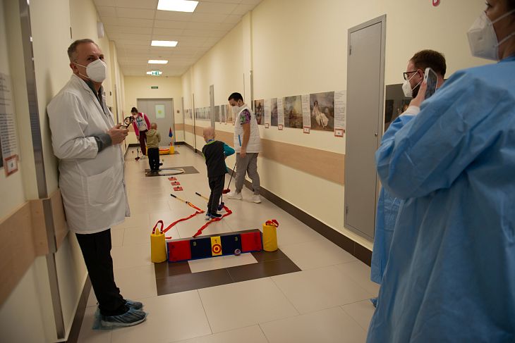 «Главное – атмосфера единения»: в школу при Детском институте Блохина приехали гости из Оренбурга