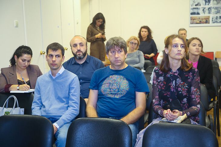 «С открытой душой и с распахнутым сердцем». В НИИ детской онкологии и гематологии прошла рабочая встреча с представителями благотворительных фондов. 