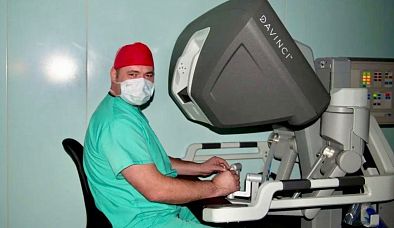 «Врачи сделали для меня чудо»: впервые в мире хирурги НМИЦ онкологии им. Н.Н. Блохина удалили ребенку главный бронх и сохранили все легкое при помощи робота