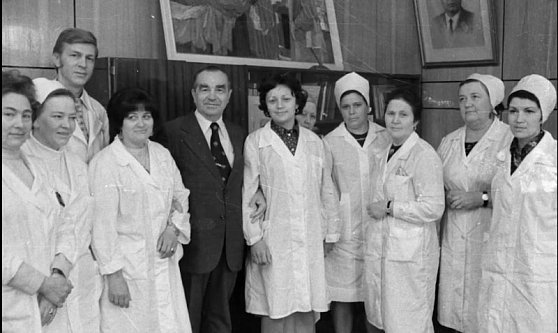 Сегодня – 114 лет со дня рождения Николая Николаевича Блохина. Талантливого хирурга, фронтовика, академика и первого директора Национального медицинского исследовательского центра онкологии, который сегодня носит его имя.